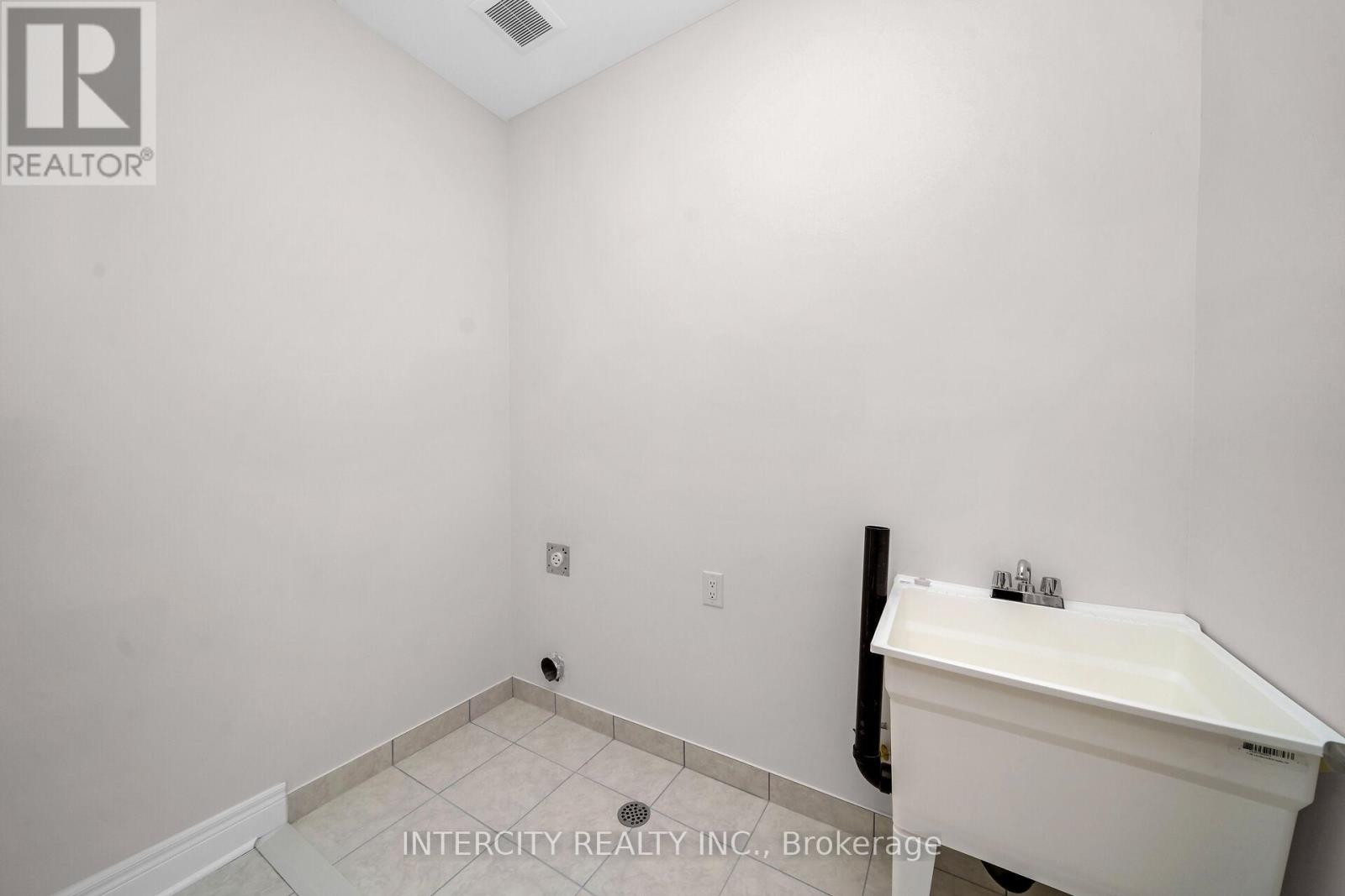 Lot 181 - 35 Keyworth Crescent, Brampton (Sandringham-Wellington), Ontario  L6R 4G2 - Photo 34 - W9389162