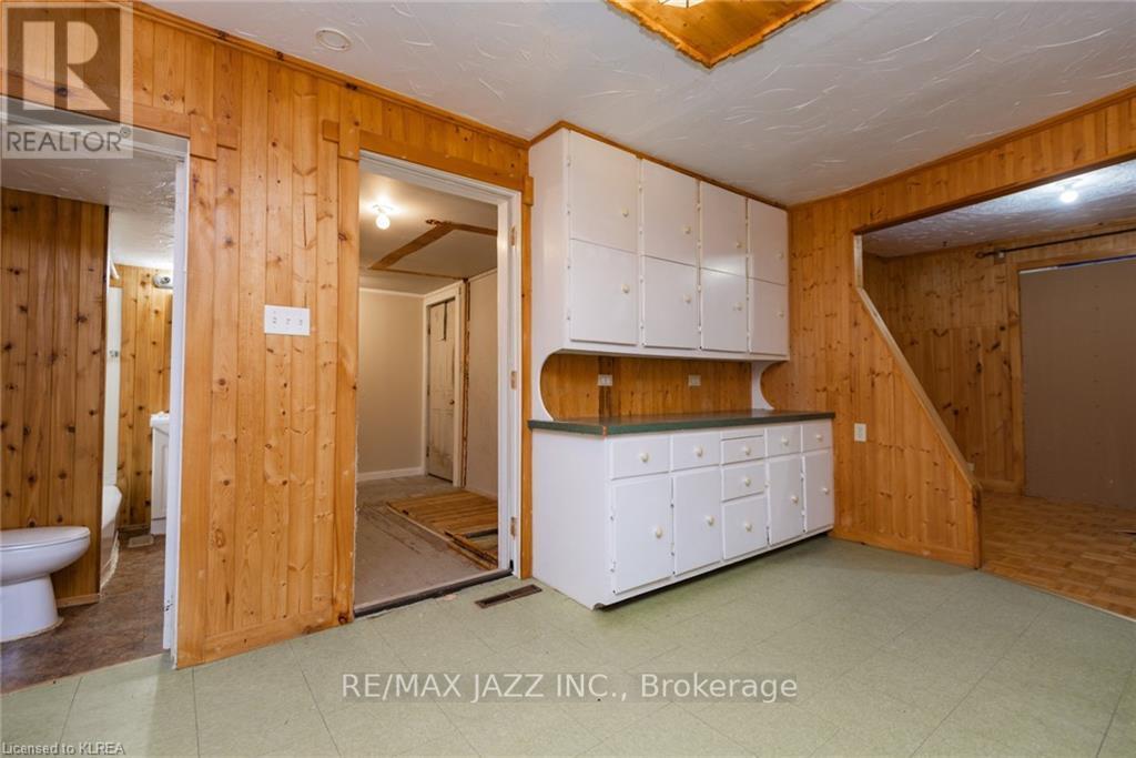 8246 Highway 522, Parry Sound, Ontario  P0H 1N0 - Photo 5 - X9390661