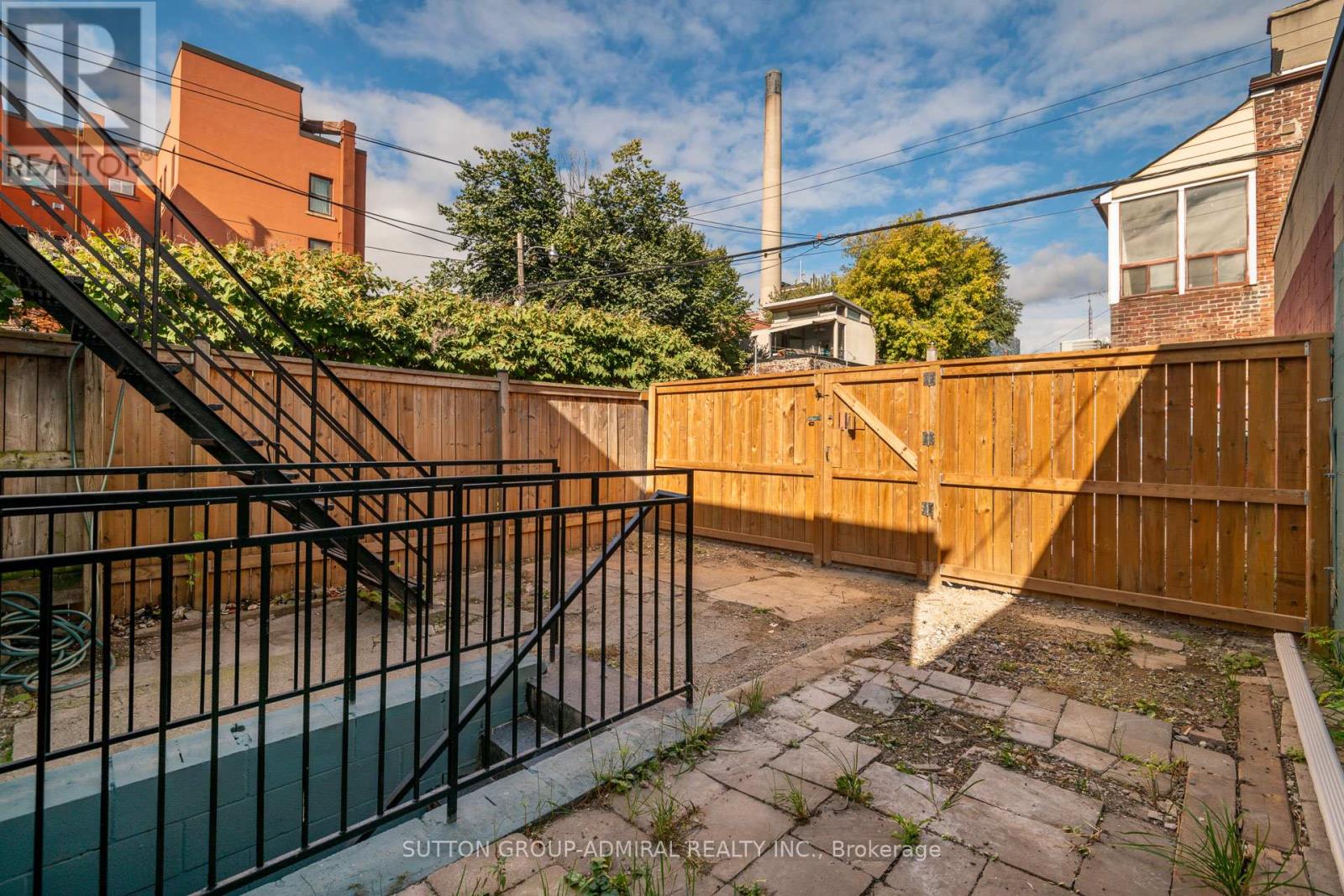 658 Dundas Street W, Toronto, Ontario  M5T 1H9 - Photo 37 - C9383305