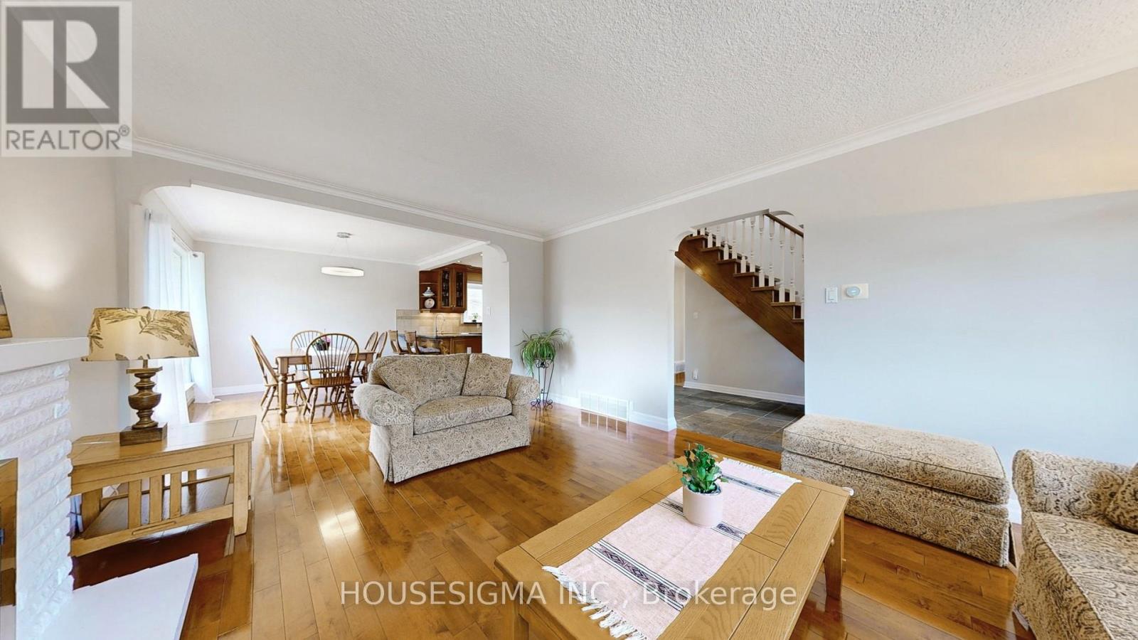 1 Belfry Avenue, Toronto, Ontario  M8Z 2L1 - Photo 10 - W9382584