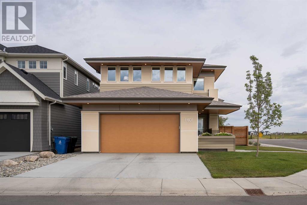 1401 Halifax Road W, Lethbridge, Alberta