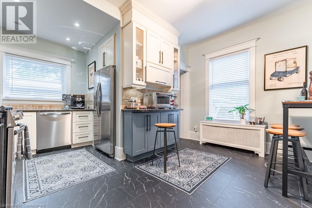 98 Sherman Avenue S, Hamilton, Ontario  L8M 2P7 - Photo 15 - XH4199958