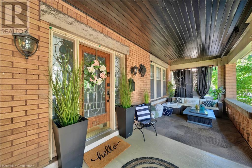 98 Sherman Avenue S, Hamilton, Ontario  L8M 2P7 - Photo 3 - XH4199958