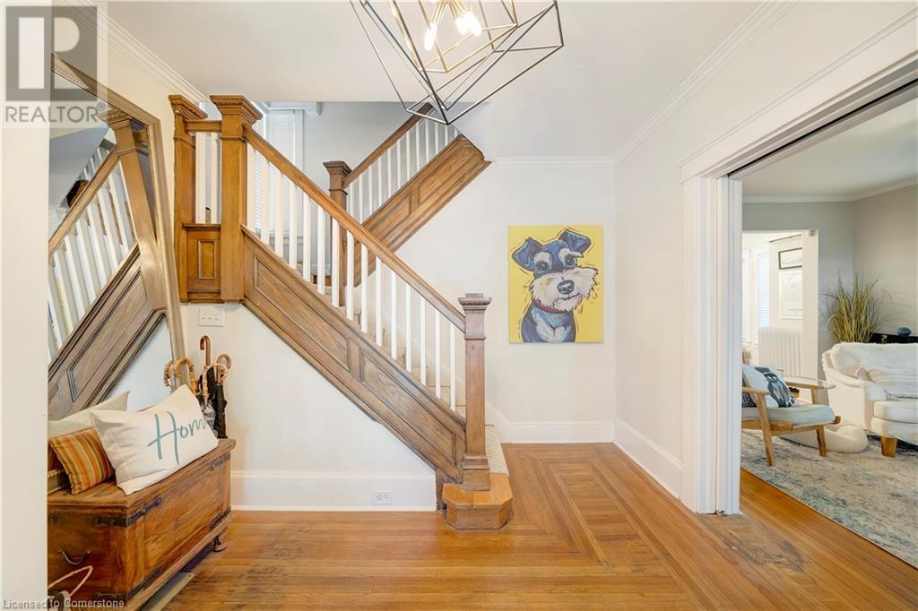 98 Sherman Avenue S, Hamilton, Ontario  L8M 2P7 - Photo 5 - XH4199958