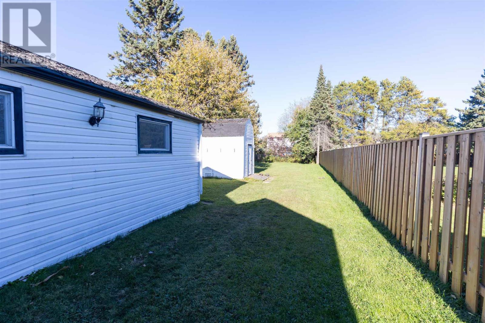 254 Egan St, Thunder Bay, Ontario  P7A 2W7 - Photo 16 - TB243179