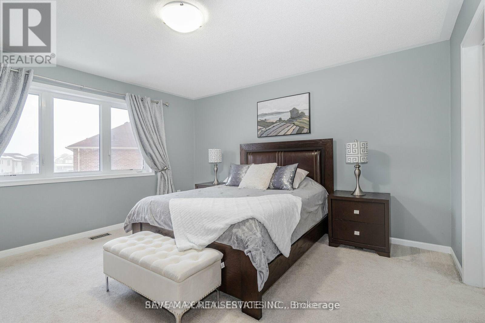 21 Gibbs Road, Brampton, Ontario  L7A 0G2 - Photo 8 - W9390870