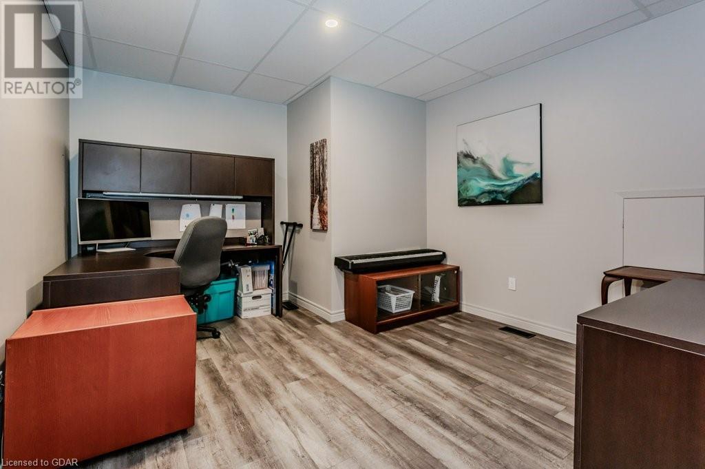 285 Woolwich Street, Guelph, Ontario  N1H 3V8 - Photo 10 - 40648639