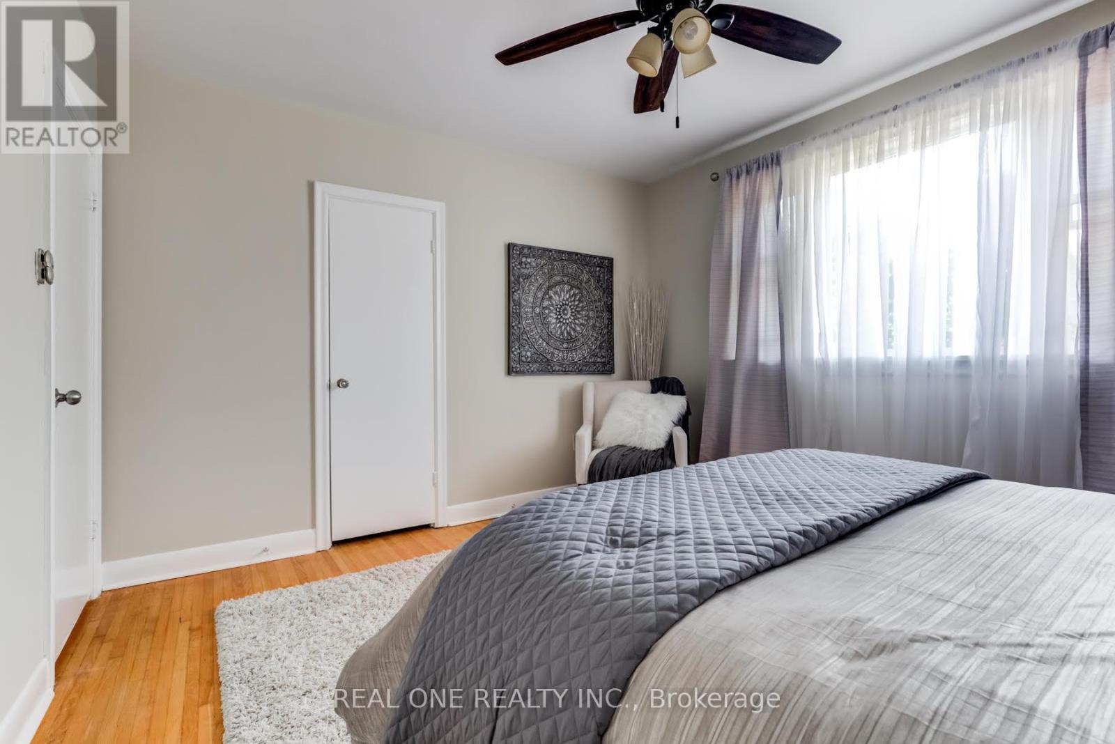 349 Horsham Avenue, Toronto, Ontario  M2R 1G8 - Photo 12 - C9391179