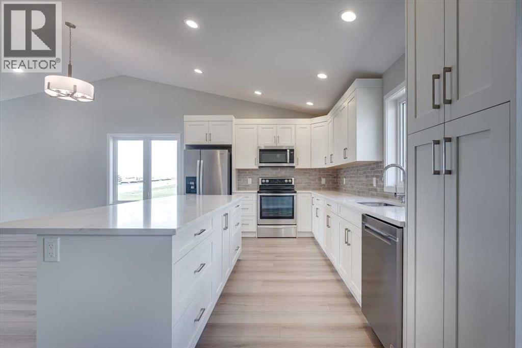 2 Evron Place, Trochu, Alberta  T0M 2C0 - Photo 18 - A2150555