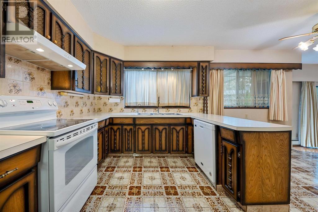 3605 Lynndale Crescent, Burnaby, British Columbia  V5A 3S4 - Photo 7 - R2933126