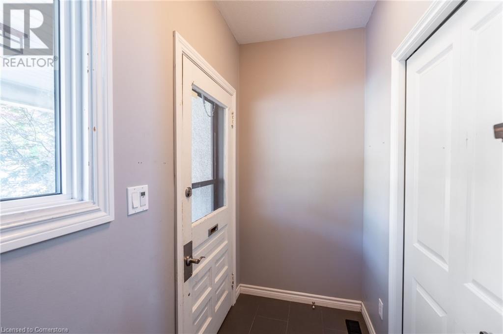 Property at 5 YORK Street image 5