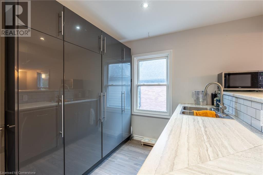 5 York Street, St. Catharines, Ontario  L2R 6B7 - Photo 11 - 40659885