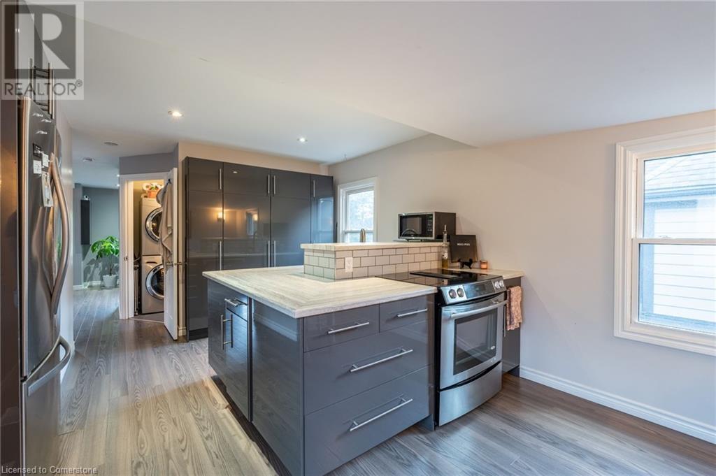 5 York Street, St. Catharines, Ontario  L2R 6B7 - Photo 12 - 40659885