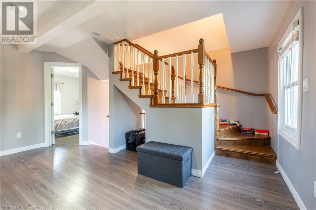 5 York Street, St. Catharines, Ontario  L2R 6B7 - Photo 15 - 40659885