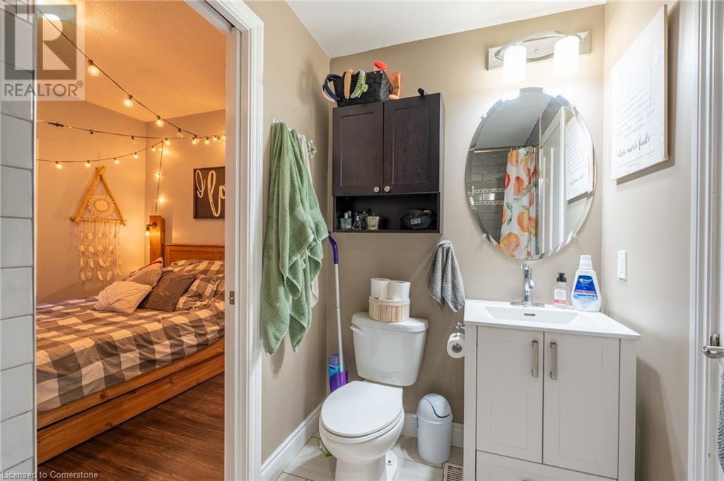 5 York Street, St. Catharines, Ontario  L2R 6B7 - Photo 24 - 40659885