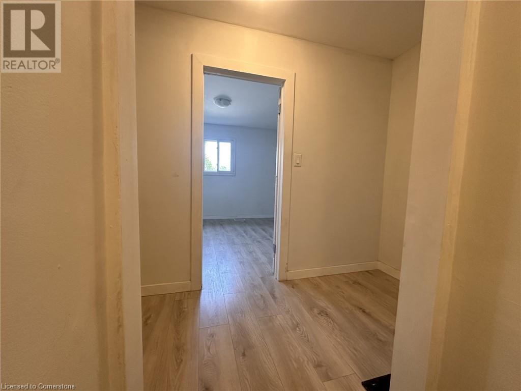 1525 Barton Street E, Hamilton, Ontario  L8H 2X5 - Photo 4 - 40661458