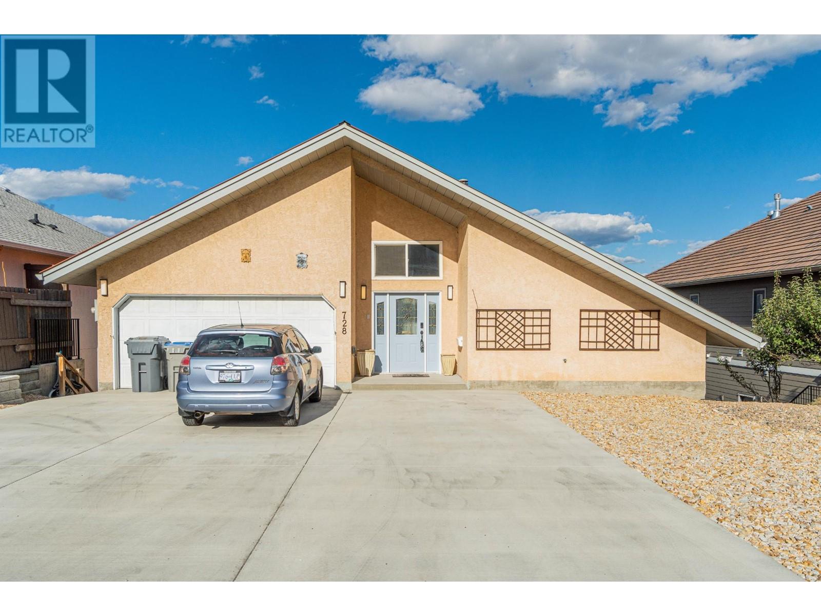 728 Chaparral Place, Kamloops, British Columbia  V2C 5W4 - Photo 2 - 181344