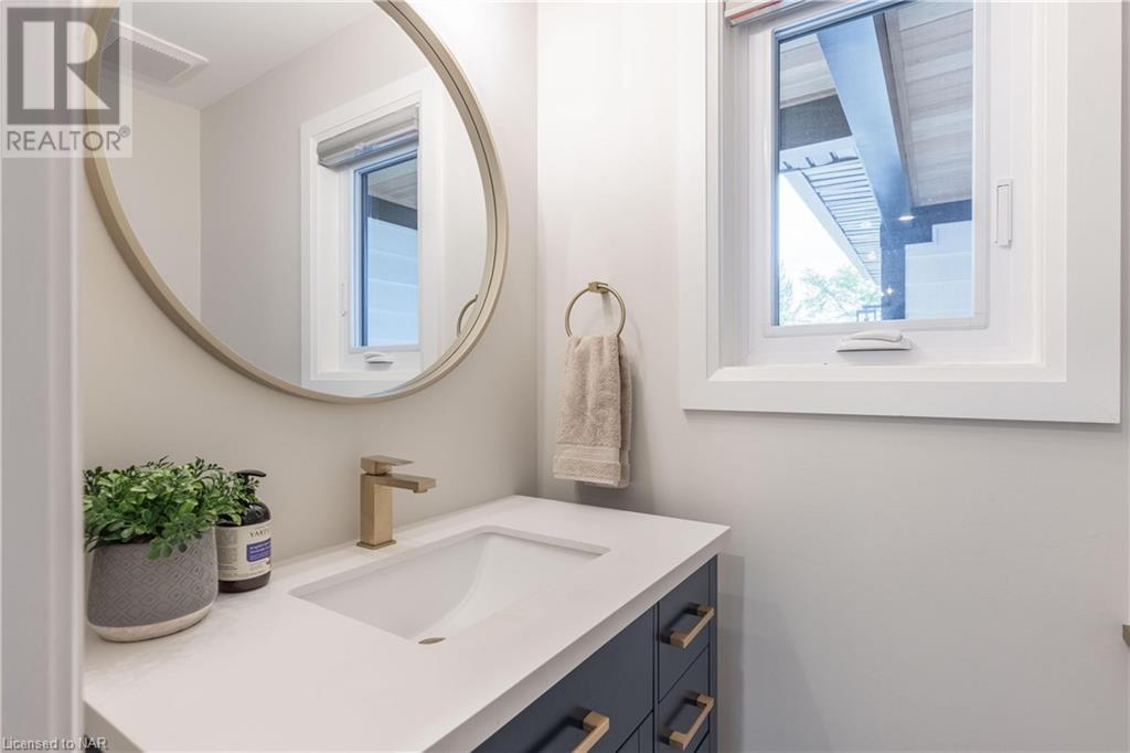 12 Scottdale Court, Pelham, Ontario  L0S 1E3 - Photo 20 - 40623598