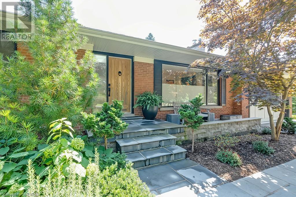 1250 Braeside Drive, Oakville, Ontario  L6J 2A4 - Photo 3 - 40642435