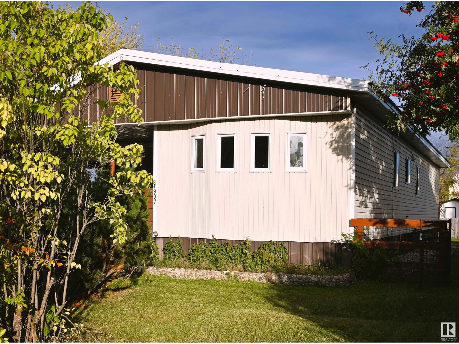 4907 49 ST, Ardmore, Alberta