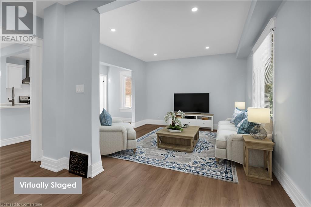 2 Berryman Avenue, St. Catharines, Ontario  L2R 3W9 - Photo 2 - 40661009