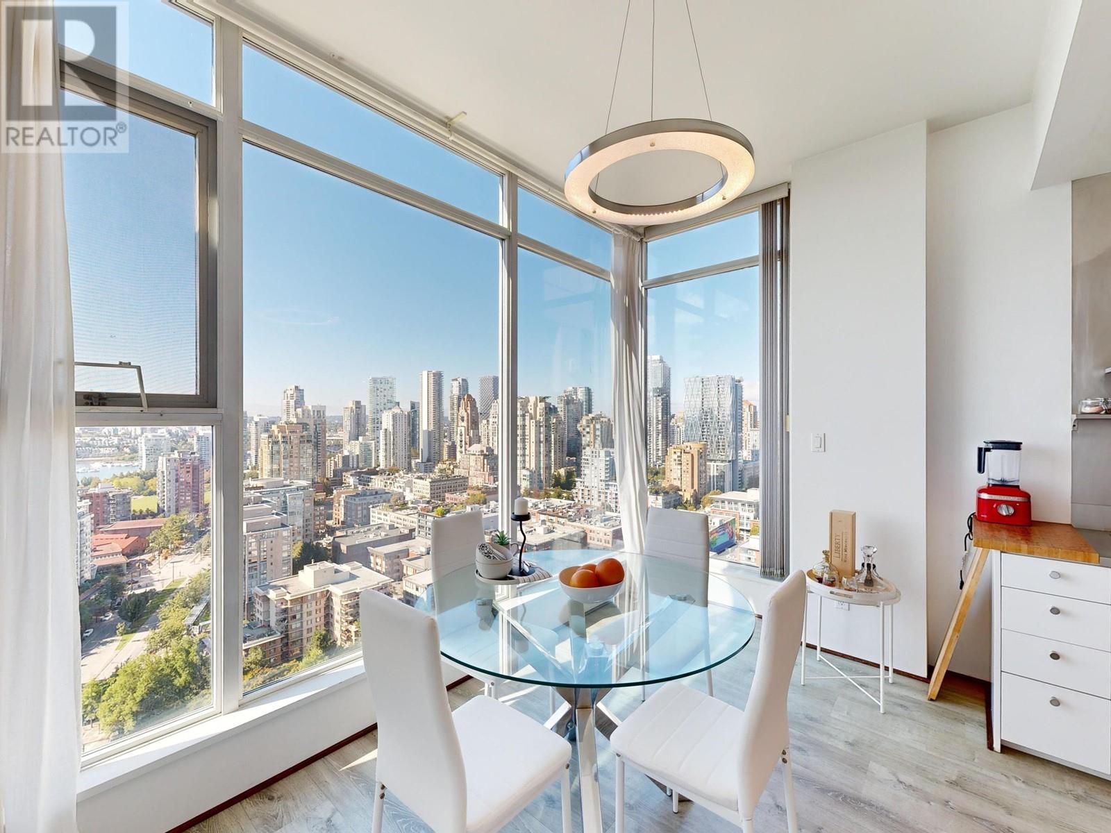 Listing Picture 12 of 40 : 3301 1008 CAMBIE STREET, Vancouver / 溫哥華 - 魯藝地產 Yvonne Lu Group - MLS Medallion Club Member