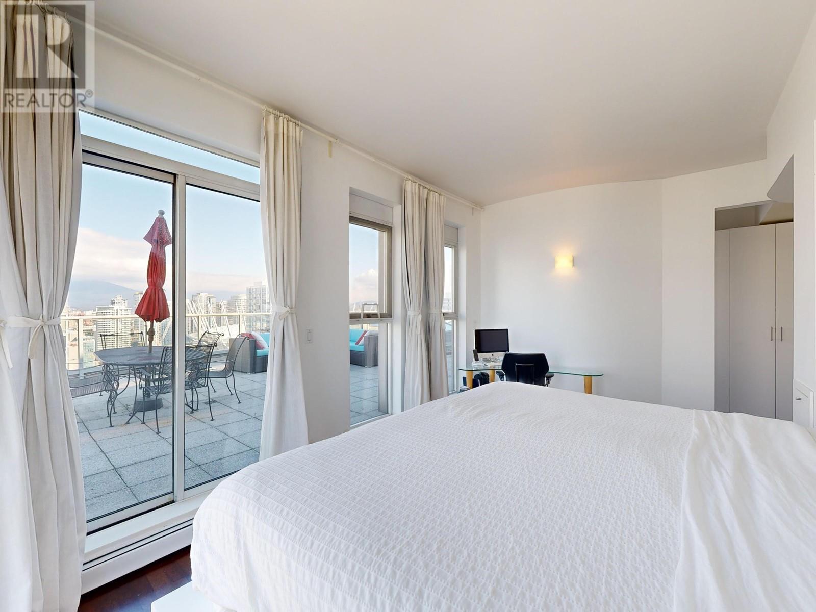 Listing Picture 22 of 40 : 3301 1008 CAMBIE STREET, Vancouver / 溫哥華 - 魯藝地產 Yvonne Lu Group - MLS Medallion Club Member