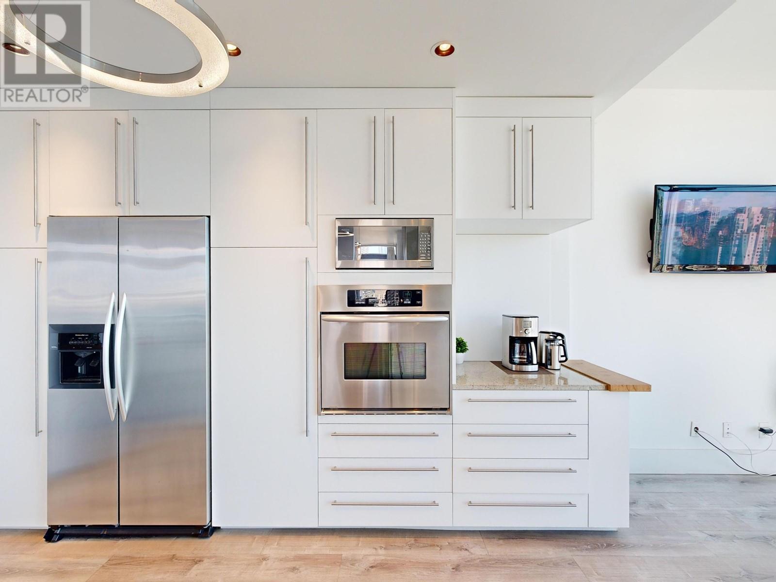 Listing Picture 18 of 40 : 3301 1008 CAMBIE STREET, Vancouver / 溫哥華 - 魯藝地產 Yvonne Lu Group - MLS Medallion Club Member