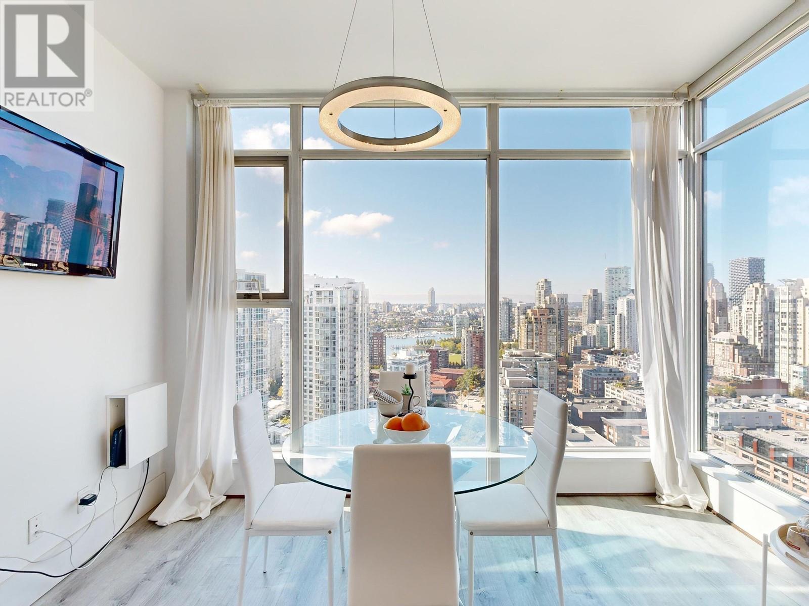 Listing Picture 14 of 40 : 3301 1008 CAMBIE STREET, Vancouver / 溫哥華 - 魯藝地產 Yvonne Lu Group - MLS Medallion Club Member