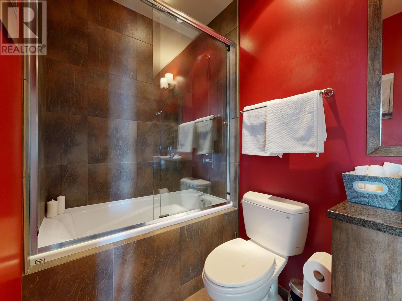 Listing Picture 30 of 40 : 3301 1008 CAMBIE STREET, Vancouver / 溫哥華 - 魯藝地產 Yvonne Lu Group - MLS Medallion Club Member