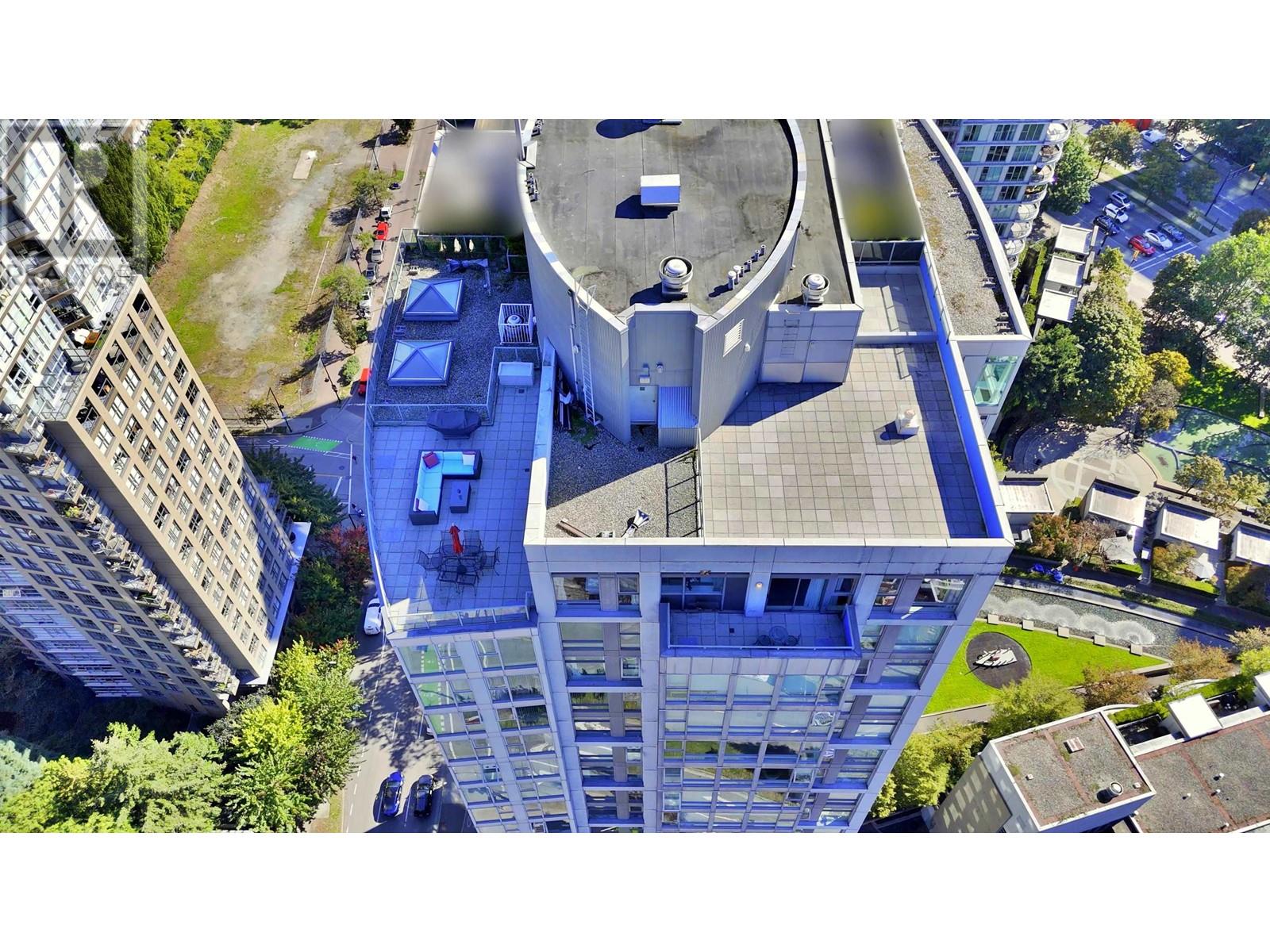 Listing Picture 39 of 40 : 3301 1008 CAMBIE STREET, Vancouver / 溫哥華 - 魯藝地產 Yvonne Lu Group - MLS Medallion Club Member