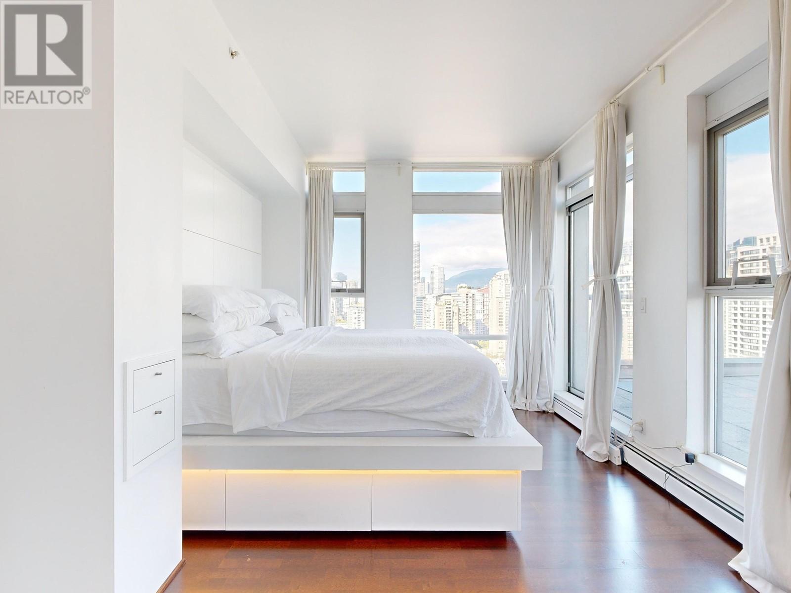 Listing Picture 20 of 40 : 3301 1008 CAMBIE STREET, Vancouver / 溫哥華 - 魯藝地產 Yvonne Lu Group - MLS Medallion Club Member