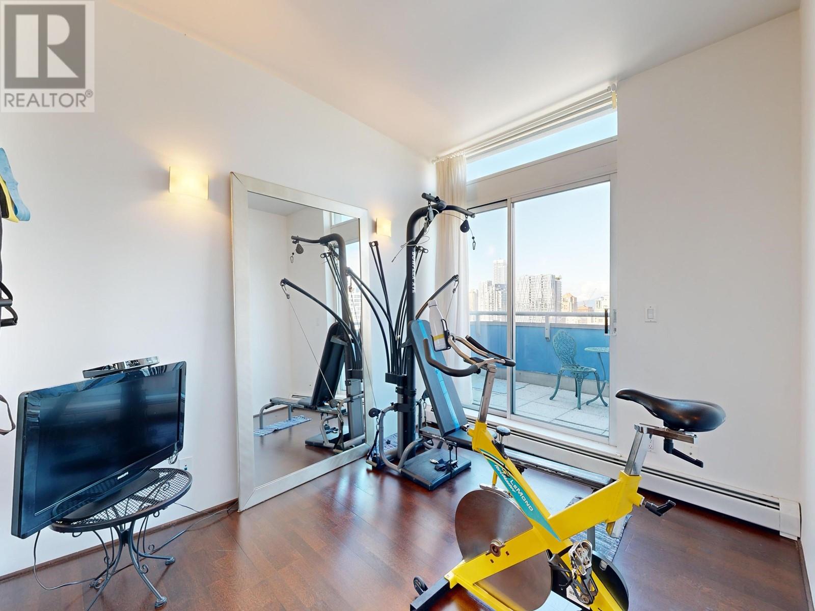 Listing Picture 29 of 40 : 3301 1008 CAMBIE STREET, Vancouver / 溫哥華 - 魯藝地產 Yvonne Lu Group - MLS Medallion Club Member