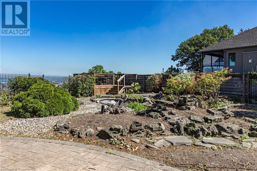 63 Mountain Park Avenue, Hamilton, Ontario  L9A 1A1 - Photo 19 - 40660931