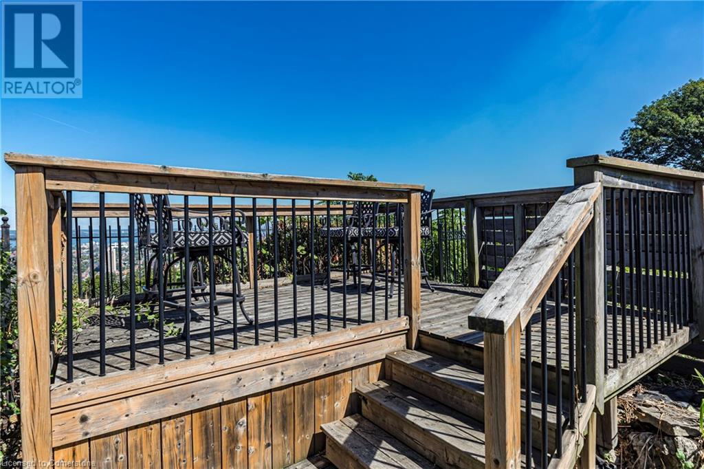 63 Mountain Park Avenue, Hamilton, Ontario  L9A 1A1 - Photo 22 - 40660931