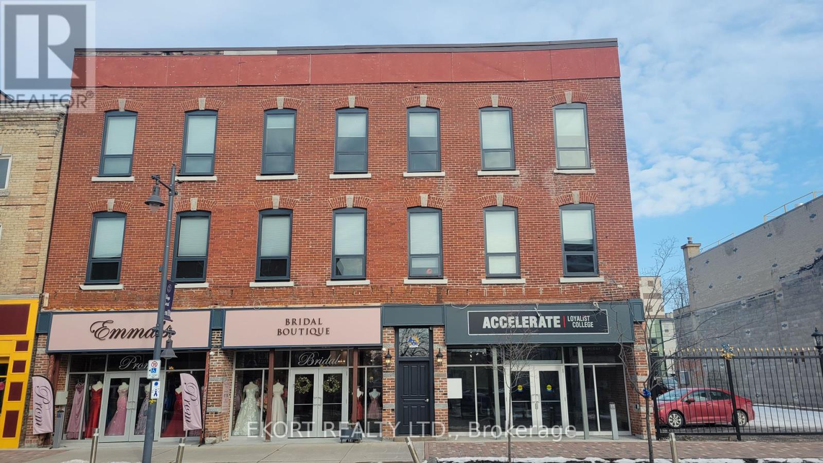 249-253 Front Street, Belleville, Ontario  K8N 2Z6 - Photo 2 - X9391504