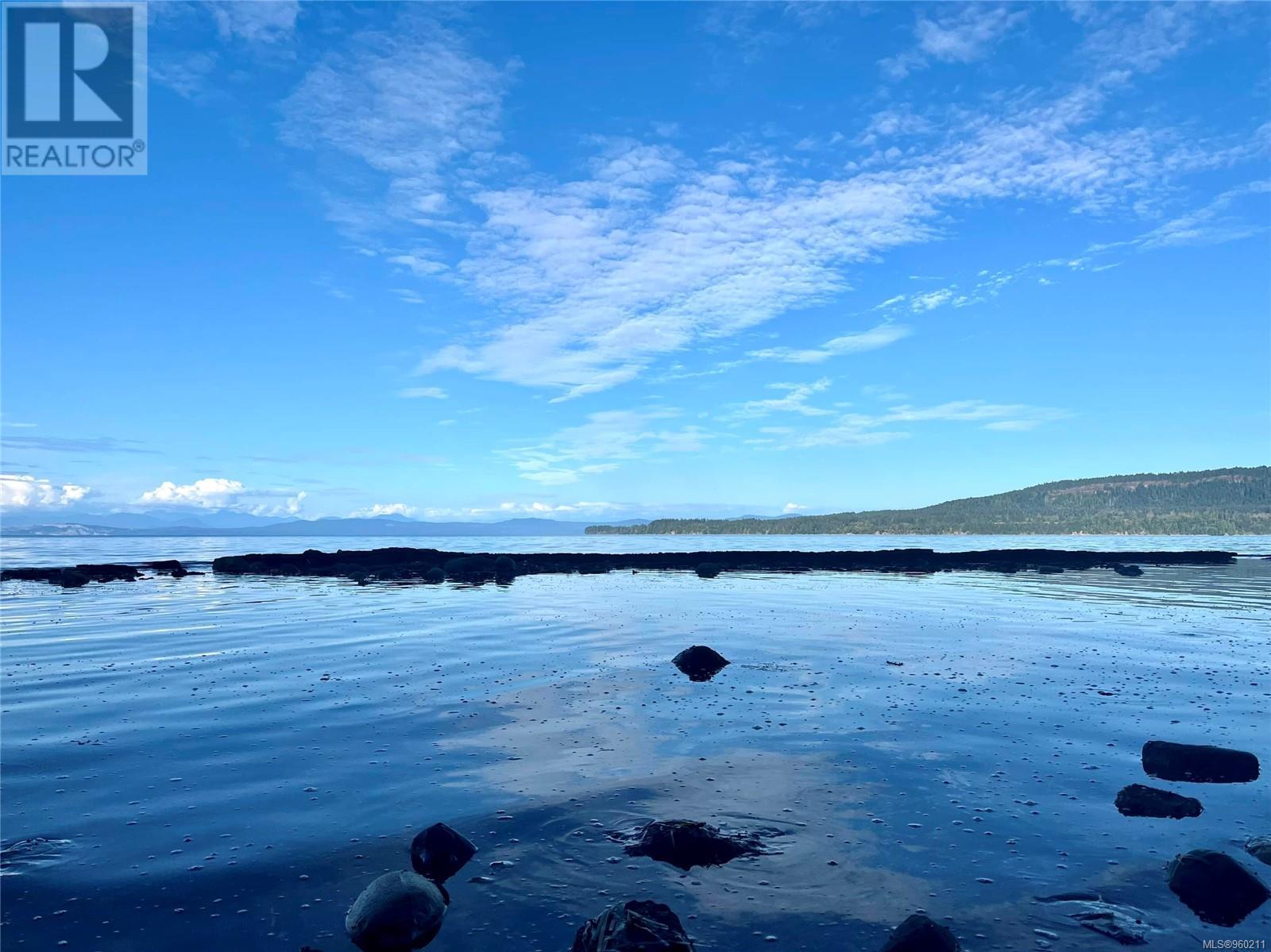 - East Rd, Denman Island, British Columbia  V0R 1T0 - Photo 2 - 960211