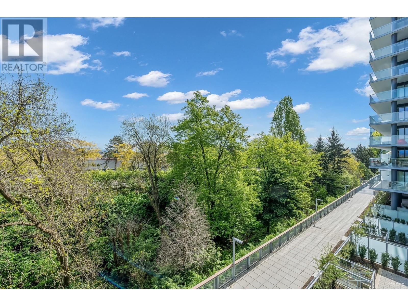 Listing Picture 23 of 33 : 305 6833 PEARSON WAY, Richmond / 烈治文 - 魯藝地產 Yvonne Lu Group - MLS Medallion Club Member