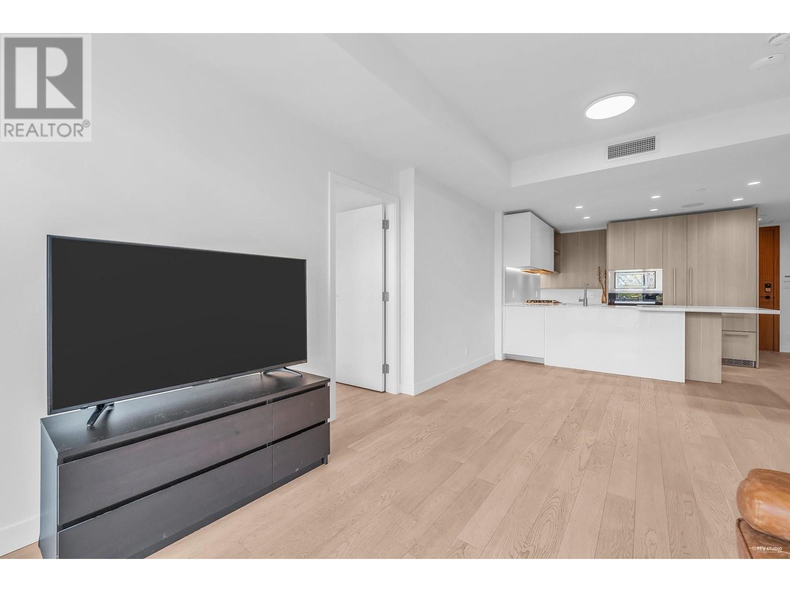 Listing Picture 7 of 33 : 305 6833 PEARSON WAY, Richmond / 烈治文 - 魯藝地產 Yvonne Lu Group - MLS Medallion Club Member