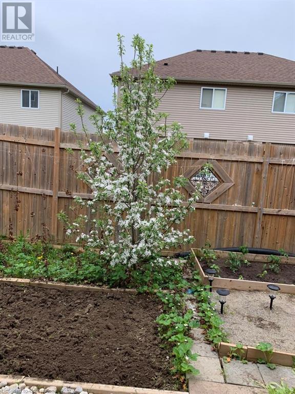 79 Oakes Crescent, Guelph, Ontario  N1E 0J5 - Photo 30 - 40658742