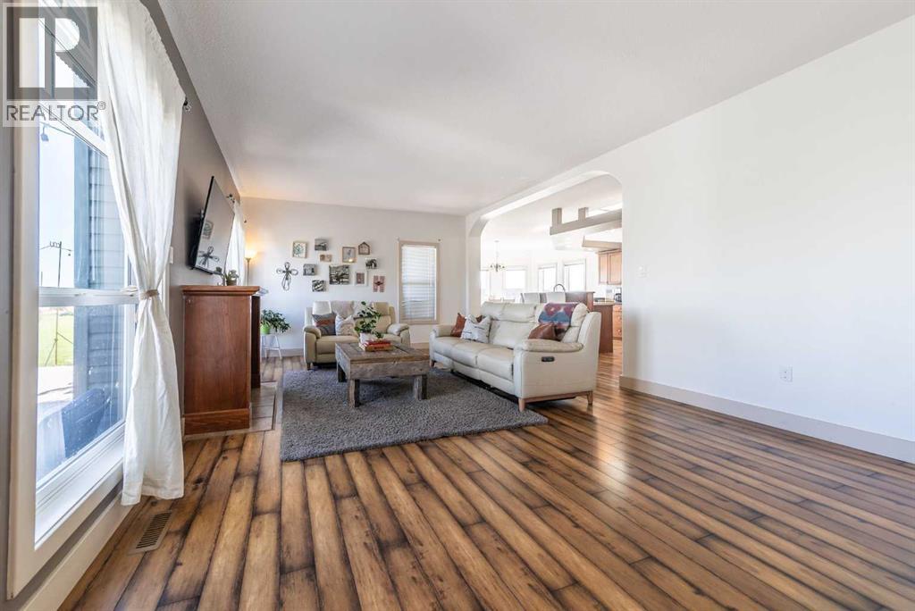 262035 Range Road 282, Rural Rocky View County, Alberta  T4A 2Y6 - Photo 7 - A2171366