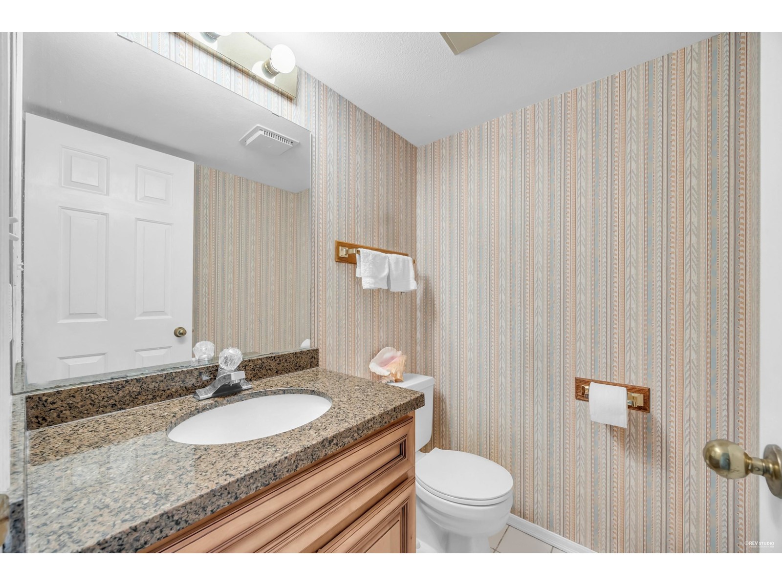 1921 155 Street, Surrey, British Columbia  V4A 7M9 - Photo 17 - R2934786