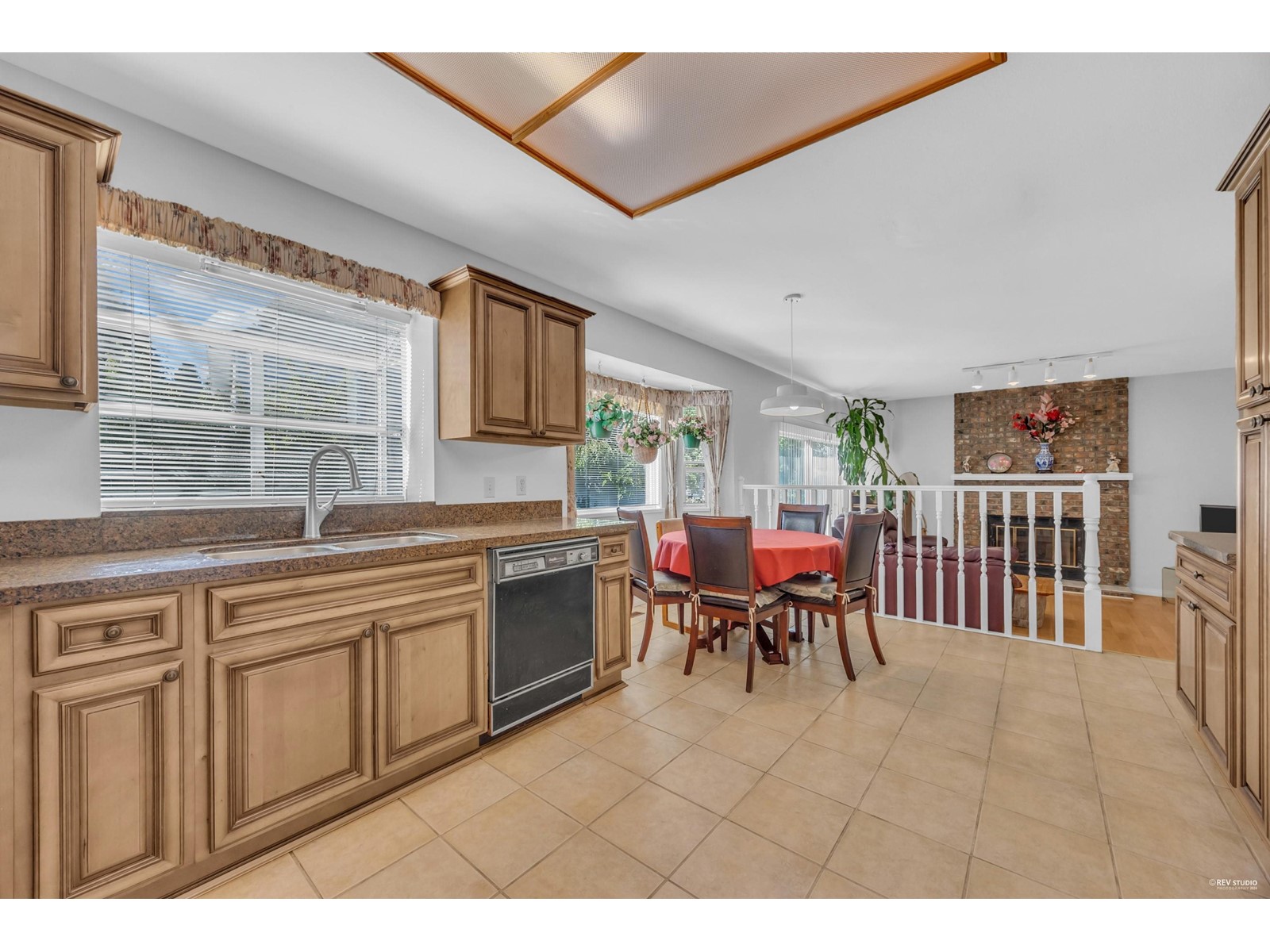 1921 155 Street, Surrey, British Columbia  V4A 7M9 - Photo 7 - R2934786