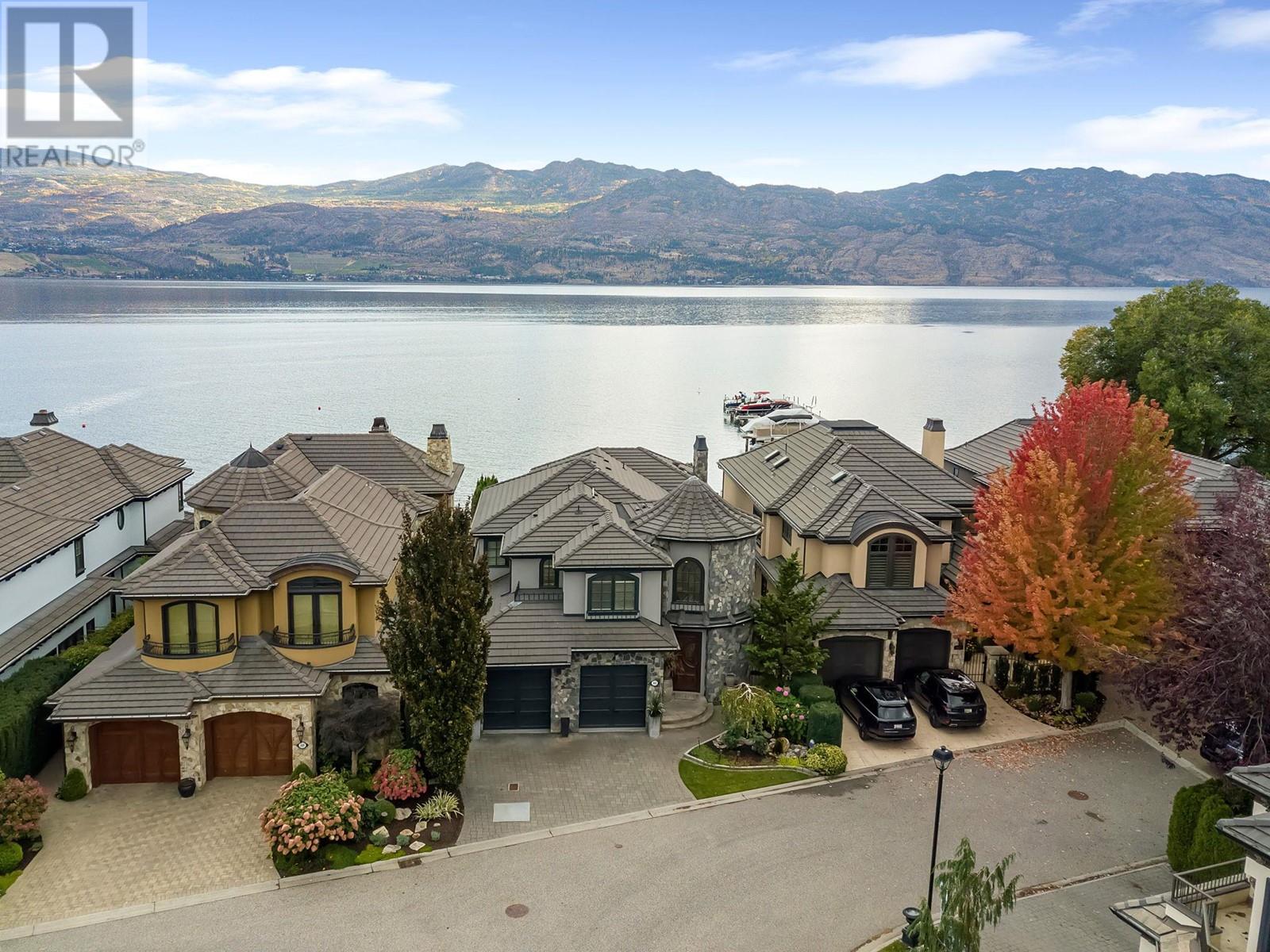 3681 Green Bay Landing West Kelowna