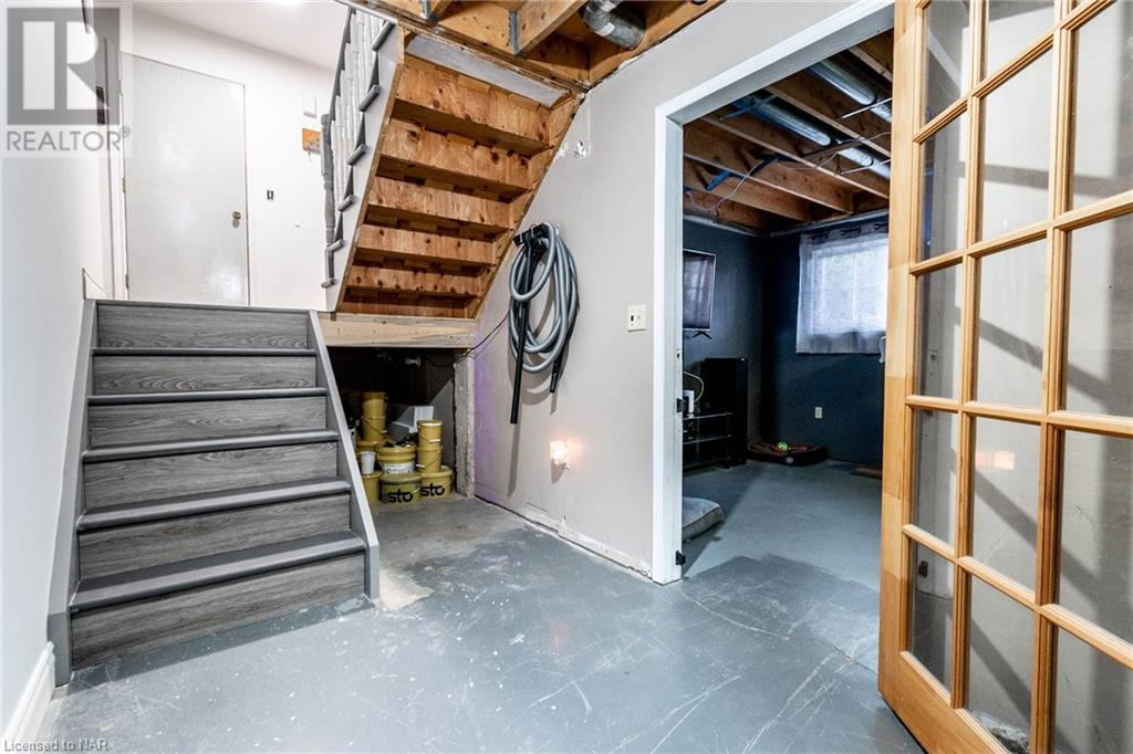 45 Knoll Street, Port Colborne, Ontario  L3K 5A4 - Photo 32 - 40660434