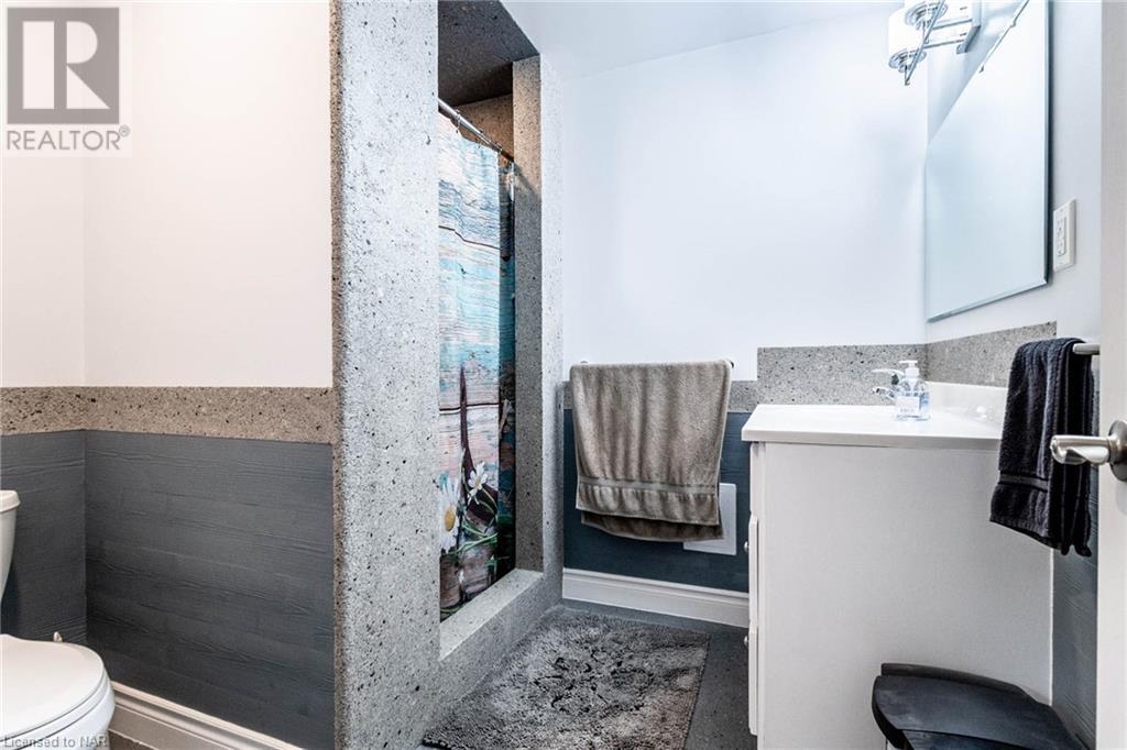 45 Knoll Street, Port Colborne, Ontario  L3K 5A4 - Photo 40 - 40660434