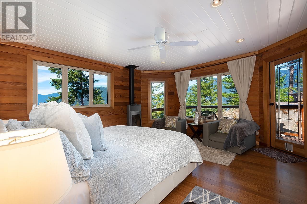 2016 Mount Artaban Road, Gambier Island, British Columbia  V0N 1V0 - Photo 13 - R2857520