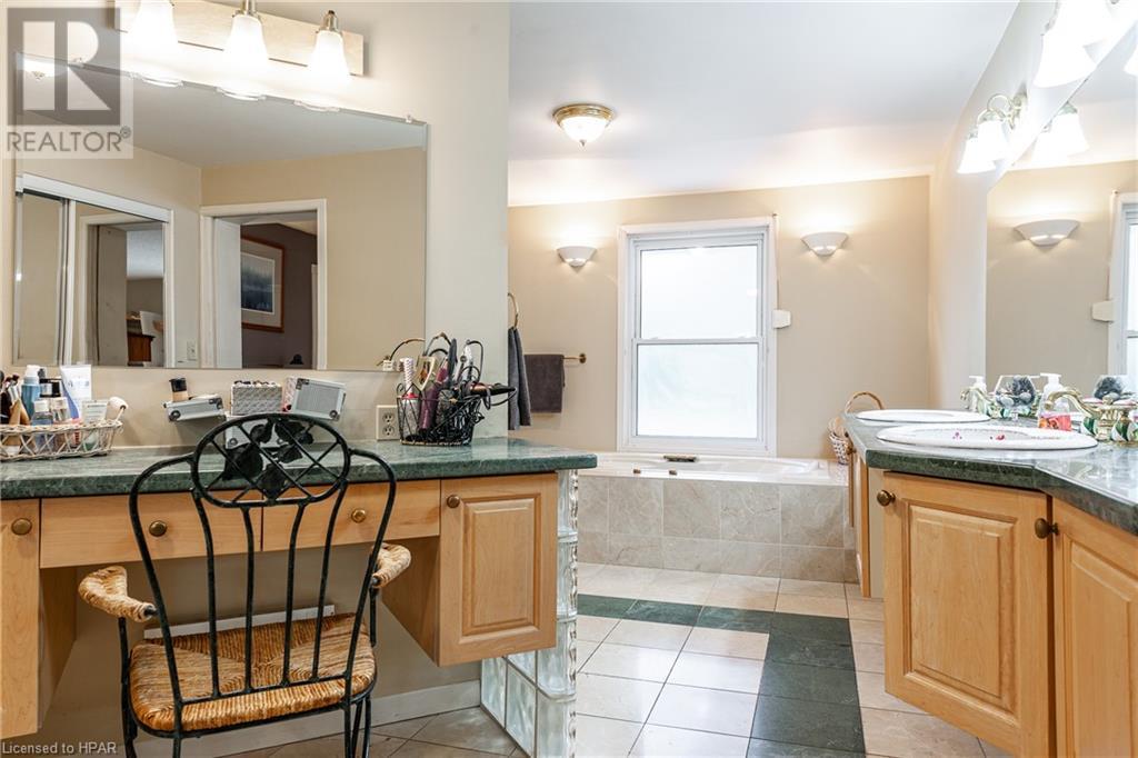 5515 Line 2, Perth South, Ontario N0M 1V0 - Photo 22 - 40658931