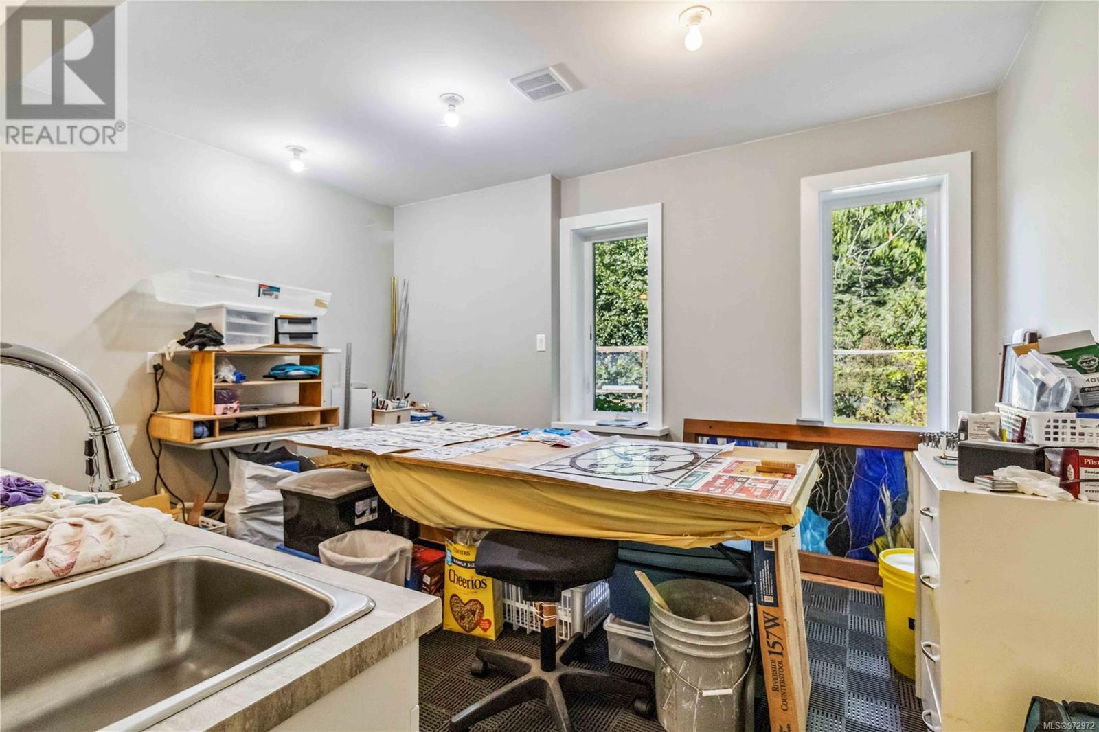 Property at 1335 Martock Rd image 5