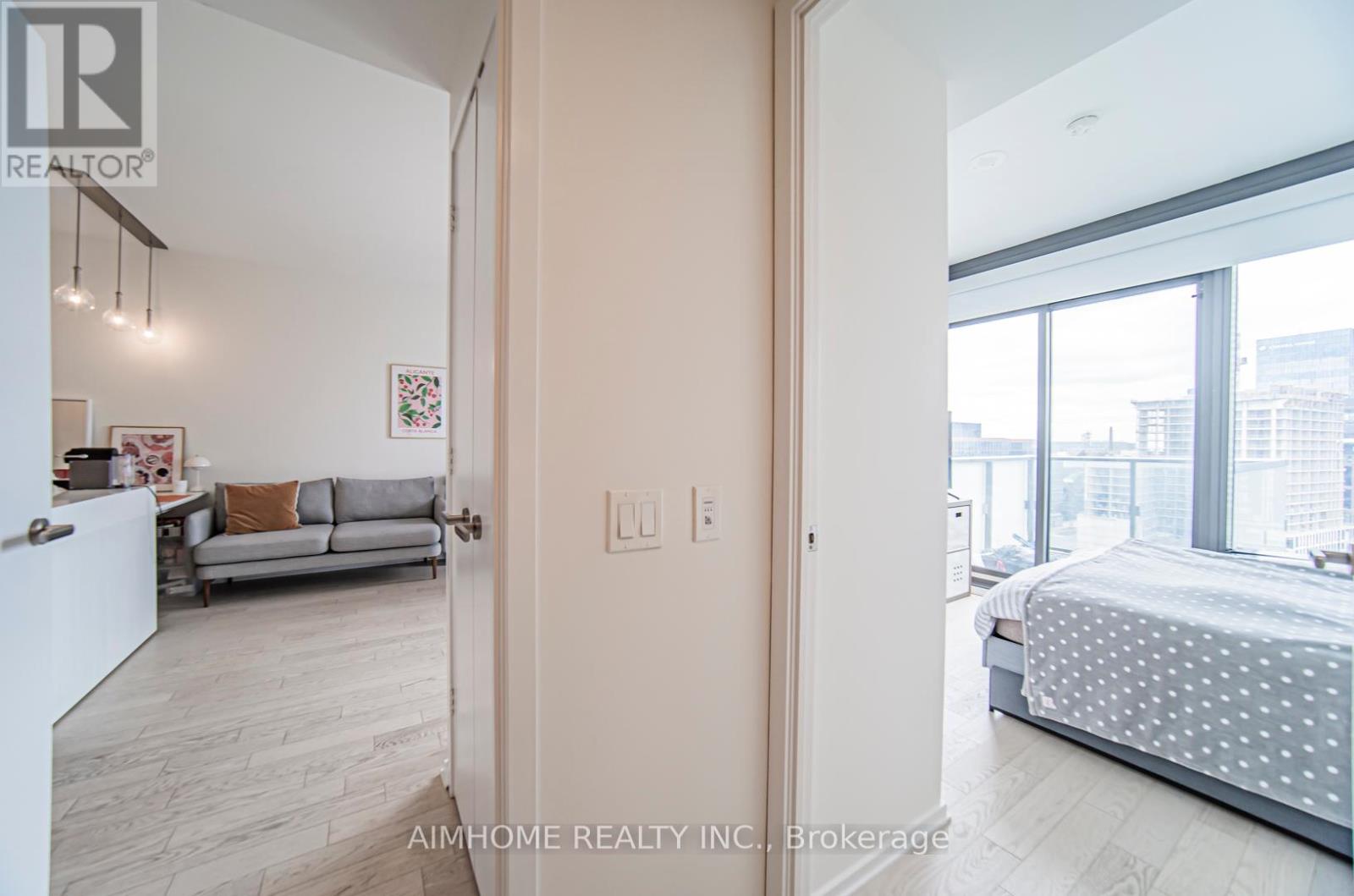 1210 - 16 Bonnycastle Street, Toronto, Ontario  M5A 0C9 - Photo 8 - C9392193